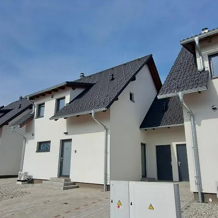 Apartamento Na šumavě, Stylový S Domácími Lázněmi Strazny